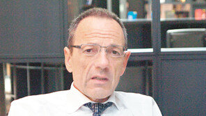 “대학 기초과학 산업화 바란다면 교수들의 창업활동 막으면 안돼”