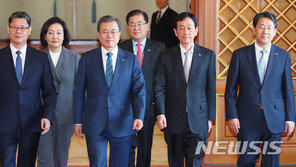 김연철·박영선 임명 강행한 文대통령…현 정부 들어 10명째