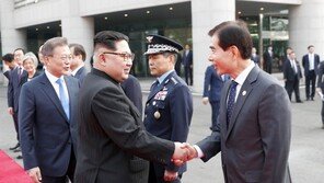 靑 “경호처 무기계약직 직원이 주영훈 경호처장 가사도우미? 사실 무근”