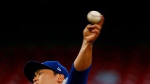 美 매체, 부상 재발 류현진에 “퀄리파잉오퍼 베팅? 동전 던지기 같았다 ”