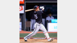 김민성 ‘첫 안타’ 갈망하는 류중일 감독