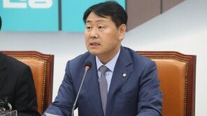 김관영 “文대통령은 일방통행·한국당은 구태정치”