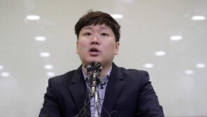 ‘신재민 고발’ 97일만에 취소됐지만…검찰 수사는 계속