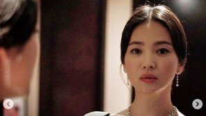 송혜교, 홍콩금상장영화제 비하인드…亞 홀린 고혹적 미모