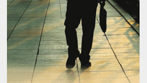 50, 60대 퇴직자 절반 이상이 2번 이상 일자리 옮겨…원인은?