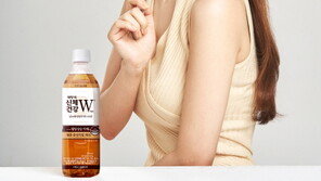 코카-콜라사 ‘신체건강 W’, 배우 유인나 2년 연속 모델 발탁