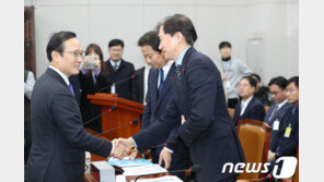 홍영표, 조국 ‘총선 차출’ 가능성에 “검토해야 된다”