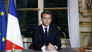 마크롱 “노트르담 5년 내 복원”…국민단합 호소