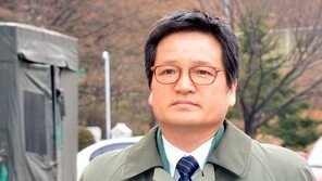 ‘김학의 키맨’ 윤중천, 소환 건너뛰고 곧장 체포…왜?