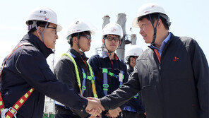 “고부가 저유황 연료유로 친환경 사회적가치 창출”… 최태원 SK회장 울산 현장 방문