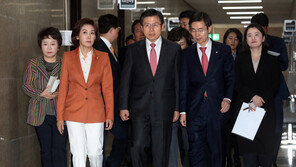 한국당, ‘이미선 임명·김경수 보석’에 “끝까지 싸울 것, 최후통첩”