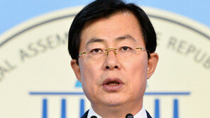 한국당 “국민 이름으로 헌법수호…정권독재 멈춰야”