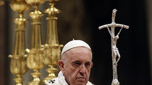 교황, 스리랑카 테러 희생자 애도…“고통받는 이들에 기도”