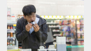 삼각김밥 훔친 ‘취준생’에 2만원 건넨 경찰…첫월급 타자마자 경찰서 방문