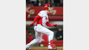 ‘월급 10만 달러시대’ 조급해진 외국인 교체