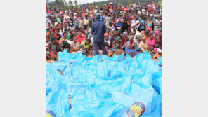 치솟는 빵값… 짐바브웨 ‘超인플레 악몽’