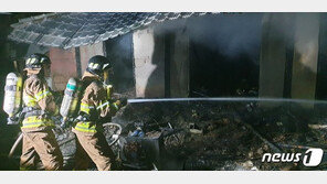 함안 단독주택 화재…부엌서 70대 할머니 숨진채 발견