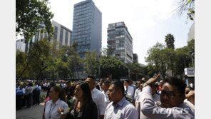 멕시코 남부 규모 5.4 지진…멕시코시티 고층건물 ‘흔들’