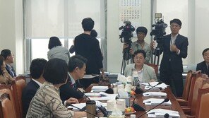 “날치기” vs “절차 따랐다”…소방관 국가직화 의결 충돌