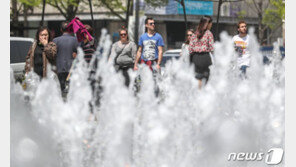 [날씨] 24일 ‘초여름 날씨’ 더운 봄날 계속…오전까지 비