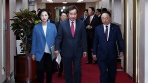 사실상 ‘미니추경’ 6.7조…전문가 “성장률 2% 무너질 수도”