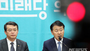 김관영 “사보임 불가 그쪽 주장”…“약속 뒤집는 것” 반박