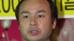 ‘투자 귀재’ 손정의도 비트코인에 1490억 원 잃었다