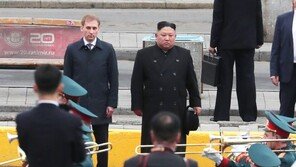 김정은, 북러 정상회담 장소겸 숙소인 루스키섬 도착