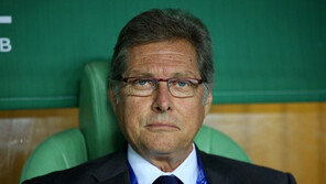 우라와 올리베이라 감독, “아쉬운 패배…전북은 역시 강했다”