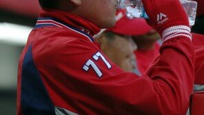 KIA 9년 만에 충격의 8연패…일부 팬 경기 후 선수단에 야유도