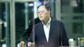 ‘5000만원 셀프 후원’ 김기식, 약식 거부 후 첫 공판