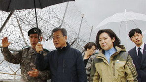 文대통령 “금강산관광 조속 재개위해 노력”