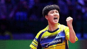 男 탁구 안재현, 세계선수권 결승 진출 무산…그래도 값진 동