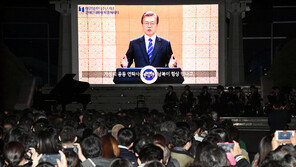 김정은 설득에 고심 깊은 文대통령…‘신 한반도 체제’로 마음 열까