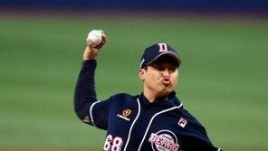 “생각보다 더 잘한다” 두산 김태형 감독, 이형범 특급칭찬