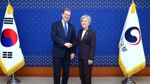 강경화, 해리스 AJC 사무총장 접견…“한미동맹 지속 발전”