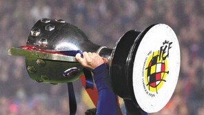 메시가 보다 못해… 직접 우승을 만들다