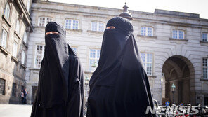 ‘폭탄 테러’ 스리랑카, 29일부터 이슬람 여성 전통 복장 부르카·니캅 금지령