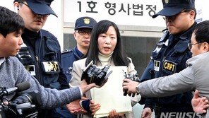 ‘친부 살해 혐의’ 김신혜 준비기일 마무리…다음 재판 5월20일