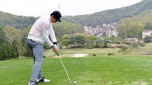 ‘유일한 현역’ 이동국, 골프 실력도 엄지 척!