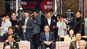 사개·정개특위, 오후 10시 개의…‘패스트트랙’ 시도 충돌 예고
