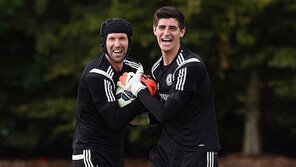 떠난 이후에도 골칫거리…첼시와 쿠르투아의 악연