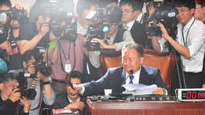 패스트트랙 동시에 지정된 공수처법 2건…차이점은?