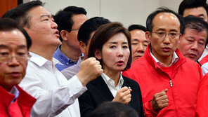 나경원 “패스트트랙은 원천 무효…文대통령에 따지고 싶다”