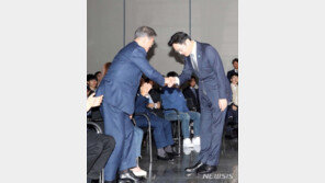 이재용 “시스템 반도체 확실히 1위할 것…무거운 책임 느껴”