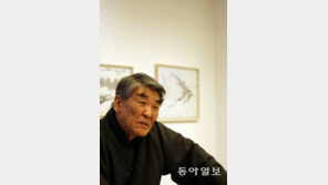 김지하 시인 “세월호 유족 비판글 쓴 적 없어…유포시 강력대응”