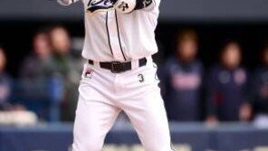 두산 루키 송승환 깨운 ‘롤모델’ 김재환의 일침