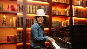 린다 페리 ”한국인의 열정에서 美음악산업의 대안적 청사진을 봐요”