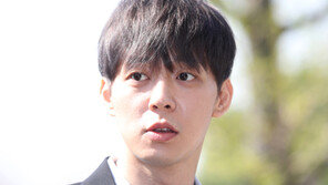 재기 꿈 스스로 꺾어버린 박유천…왜?