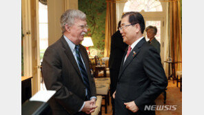 NHK “존 볼턴, 오는 28일 방한…정의용 실장과 회담” 